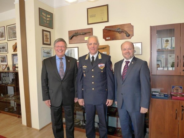 Meeting at Hungarian Ministry of Defense in October are (l-r) Maj. Gen. Klaus-Peter Treche, GEAF (Ret.), general manager, AFCEA Europe; Lt. Gen. Zoltan Orosz, Ph.D., deputy chief of defense; and Petr Jirasek, regional vice president.