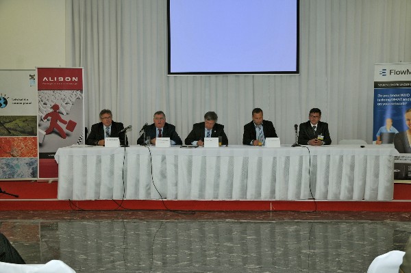A panel during the Defence Fair-IDEB 2014 in May features (l-r): Kollarik; Schneider; Maj. Gen. Klaus-Peter Treche, DEUAF 9Ret.), general manager of AFCEA Europe, Martin Hromada, Technical University, Zlin; and Col. Marcel Harakal, vice rector, Armed Forces Academy of the Slovak Republic.