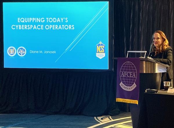 Diane Janosek, Senior Executive Service, leads the first Women in AFCEA discussion at this year's Alamo ACE in San Antonio, Texas, in November.