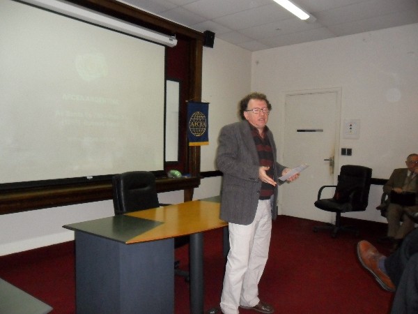 Horacio Rinaldi, a professor at the Buenos Aires Institute of Technology, leads the chapter's April event.