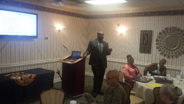 Quinzel Chestnut, Fort Gordon’s deputy G-6/chief knowledge officer, speaks at the chapter's September Lunch and Learn.