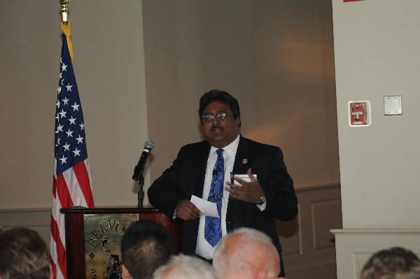 Hari Bezwada, chief information officer, Program Executive Office for Enterprise Information Systems, addresses a sold out luncheon at the Fort Belvoir Officers' Club in April.