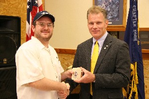 Mark Witzel (r), chapter president, thanks Andrew Meares, iBotics, for speaking at the September luncheon.