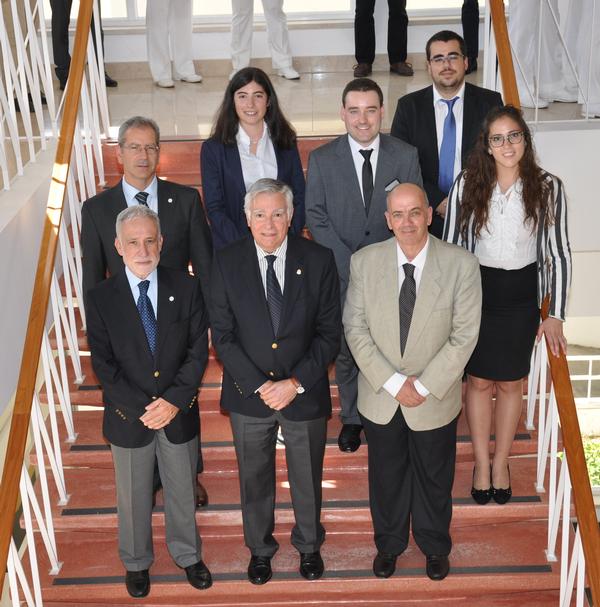 Covilha student chapters members attending the meeting in June with Portugal Chapter leaders are (front row, l-r) Rear Adm. Mario Durao, PRT N (Ret.), Portugal Chapter president; Rear Adm. Carlos Rodolfo, PRT N (Ret.), regional vice president, Atlantic Region; and professor Jorge Reis Silva, faculty adviser; (top row, l-r) Pedro Filipe, Portugal Chapter financial director;  Laura Martins, Covilha Student Chapter secretary; Luis Trindade, Covilha Student Chapter president; Tiago Rosa, chapter vice president; and Mariana Nunes da Costa, student.