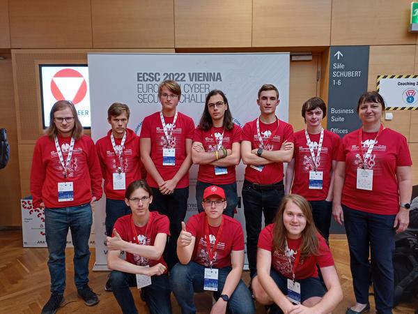 The Czech Cyber Team poses for a photo at the September event.