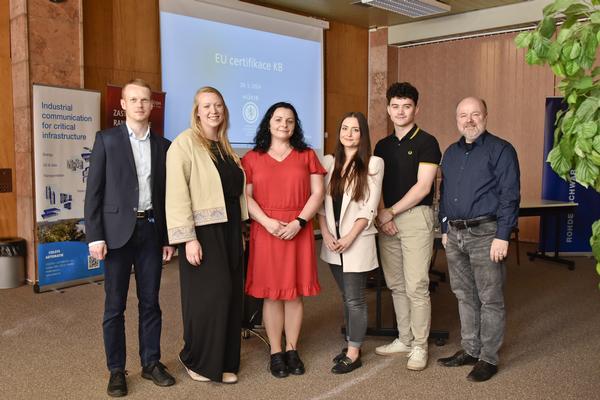 Petr Jirasek, regional vice president, Central Eastern Europe Region (r), and Hana Dubravova, Police Academy (3rd from l), meet with the representatives of the National Cyber and Information Security Agency (NCISA) in May.