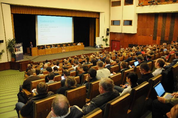 In March around 300 experts discussed implications of the new EU regulation focused on data protection at a chapter event. 