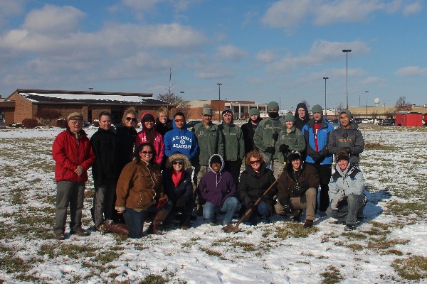 The chapter had a great turnout of volunteers in November who planted several trees to honor fallen warriors.