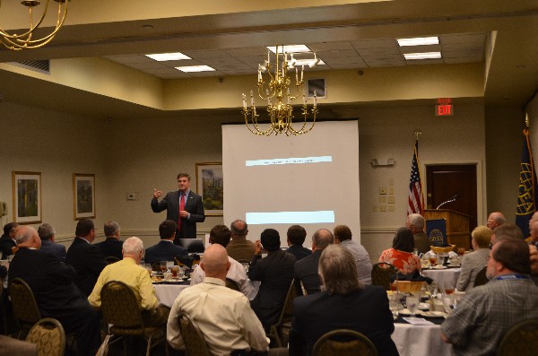 Roy Priest, vice president, sales and customer support at GATR Technologies, addresses the chapter during the November luncheon. 