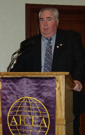 Thomas Gwaltney, AFCEA regional vice president, presides over the 2007-2008 Huntsville Chapter officer election in April.