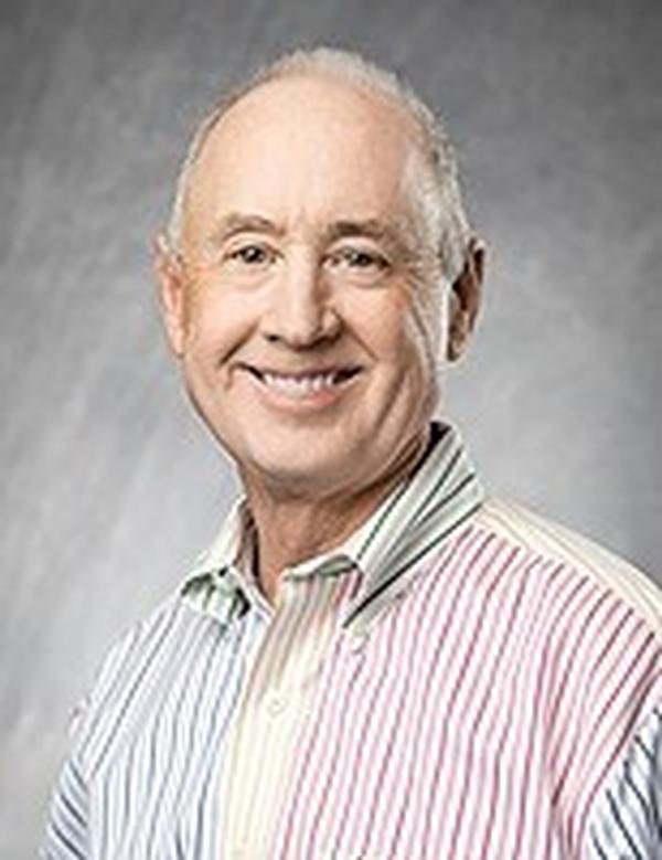 The chapter is thrilled to have Mark Crouter, career and leadership coach, The MITRE Corporation, as guest speaker at the chapter's diversity webinar in December. Crouter led participants through building a personal users guide, which can be used as a tool to provide the individual and co-workers with insight into individual and team strengths and unique characteristics to fuel greater understanding and improve productivity. 

