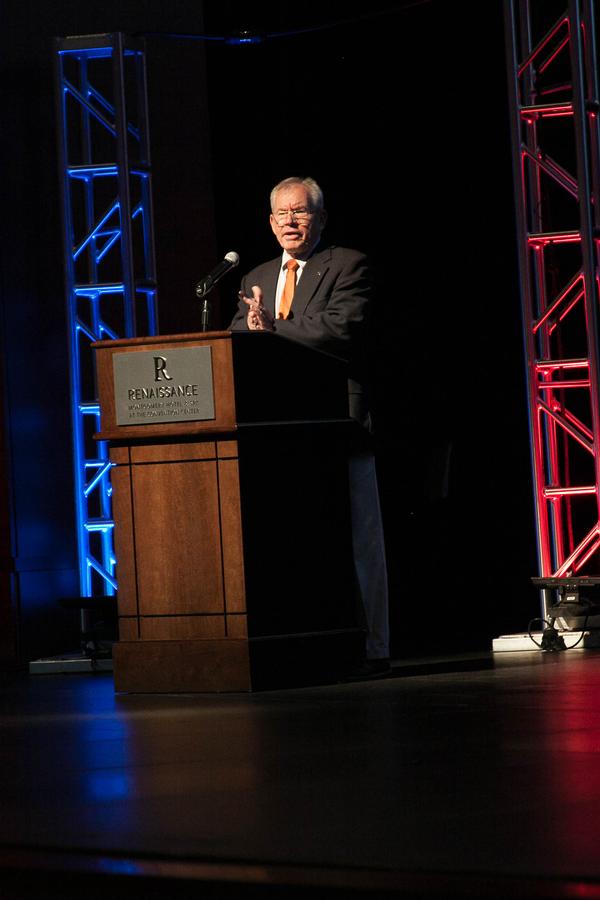 Lt. Gen. Ronald Burgess Jr., USA (Ret.), Auburn University's senior counsel for research security and Cyber Initiative, speaks to MITS attendees in May.