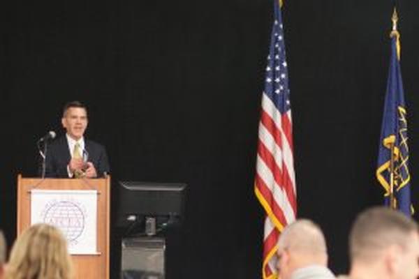 Chapter President Paul Reimers leads the awards presentation at TechNet Fort Bragg in April.