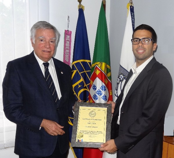 Dr. Hugo Rocha (r), M2C project manager in Portugal, receives a corporate membership certificate from Rear Adm. Carlos Rodolfo, PRT (Ret.), chapter chairman, AFCEA director and regional vice president, Atlantic Region, in November.
