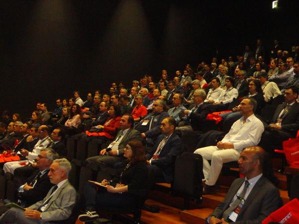 Representatives from the military, industry and scientific community attend the chapter's Cybersecurity Forum 2018 in May at Portugal's New University of Lisbon (NOVA).