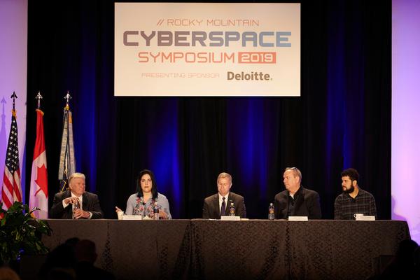 Lt. Gen. Harry D. Raduege, USAF, (Ret.), senior counselor, The Cohen Group, and managing partner, Ridge-Lane Global, leads panel discussion with cyber, artificial intelligence and machine learning experts (l to r) Merritt Baer, principal security architect for global accounts, Amazon Web Services; Col. Von Gardiner, USAF, (Ret.), public sector chief technology officer and account chief technology officer for Department of Defense at Hewlett Packard Enterprise; Rick Howard, chief security officer, Palo Alto Networks; David Recordon, vice president, infrastructure and security, Chan Zuckerberg Initiative.