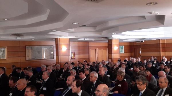 The chapter's February conference, "Research and Technology in Defense and Aerospace: Strategies and Actions," attracts a full crowd, including high-ranking military officials. Attendees included Adm. Lucio Accardo, ITN (Ret.), Maj. Gen. Maurizio Leoni, IA, and Brig. Gen. Alberto Traballesi, ITAF (Ret.).