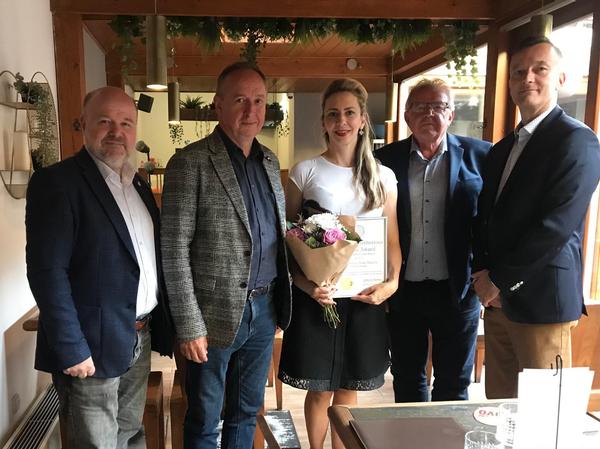 (l-r) Jirasek, Lt. Gen. Jan Kase, Magnna, Chapter Vice President Col. Ladislav Kollarik (Ret.), and Chapter President Col. Miroslav Brvnistan (Ret.) pose for a photo at the May event.
