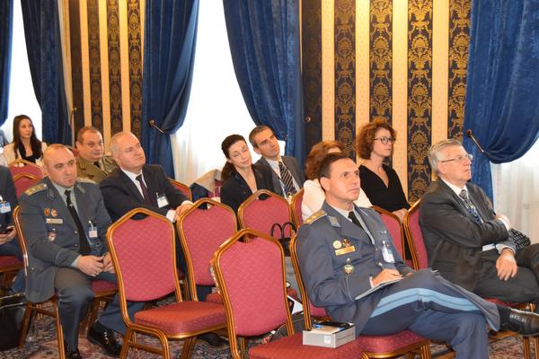 Attendees listen to the presentations on industry and high-technology solutions at the November conference.