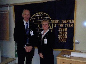Jan Jonsson, chapter president, thanks Therese Mattson, chief of the National Crime Police, for being the featured speaker in April.