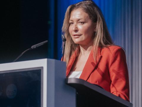 Talitha Born, program director of the Defense Open in Order (DOO) and director for Enterprise Governance in the Ministry of Defense of the Netherlands, gives a keynote address at TechNet Europe in Berlin. Credit: Robin Wulff
