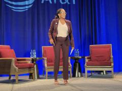 Venice Goodwine, director of Enterprise Information Technology, Department of Air Force Chief Information Office, speaks November 16 at the AFCEA Alamo ACE conference in San Antonio.