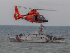 The US Coast Guard performs a search and rescue demonstration. Credit: gmeland/Shutterstock