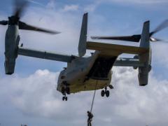 A U.S. Marine with 2nd Battalion, 3rd Marine Regiment, fast ropes from a MV-22B Osprey during drills in November at Marine Corps Base Hawaii. Technologies fielded by the service’s Command Element Systems must be lightweight and effective for expeditionary forces. U.S. Marine Corps photo by Cpl. Matthew Kirk, USMC