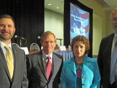 At the Homeland Security Conference, panelists discuss how small companies can do business with DHS.