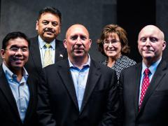 Tom Miller (c), CEO of ClearForce, stands with the judges who declared his firm’s technology the winner in the second AFCEA Small Business Innovation Showcase Competition. Flanking Tom are (l-r) Glenn Hernandez, CISO, OpEdge Solutions LLC; Manoj Bhatia, president, Network Runners Inc.; Maria Horton, CEO of EmeSec; and Bill Jones, senior vice president of DSA’s Integrated Solutions Group. Photo credit: Elizabeth Moon