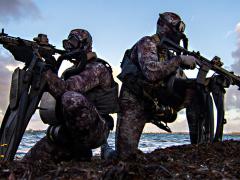 Navy SEALs conduct dive operations training in the Atlantic Ocean, May 29, 2019. A proposed reserve force of combat-ready, active-duty special operators could allow the Navy Special Warfare Command the agility it needs to respond to the full spectrum of missions around the globe while experimenting with new tactics, techniques and procedures. Credit: Navy Senior Chief Petty Officer Jayme Pastoric