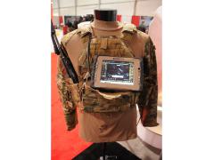 The Forward Air Control Utility Suite (FAC-US) by Black Diamond gives joint terminal attack controllers better situational awareness when calling for close air support. It was among 400 exhibits at the 2014 Modern Day Marine exhibition.