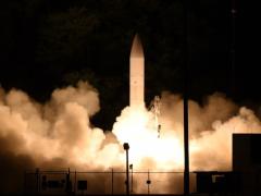 A common hypersonic glide body (C-HGB) launches from Pacific Missile Range Facility during a Defense Department flight experiment, Kauai, Hawaii, March 19, 2020. Credit: DOD