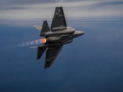A U.S. Navy F-35C Lightning II trains over Florida for carrier-based operations. The F-35C, virtually a flying sensor platform in addition to a combat aircraft, will be an important contributor to Navy data as the sea service ramps up its information warfighting capabilities. U.S. Navy photo