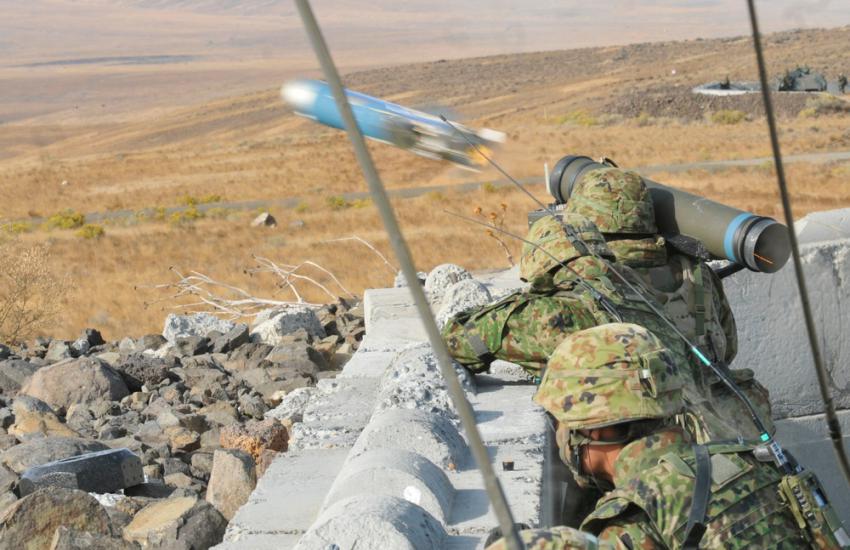 A Japan Ground Self-Defense Force soldier fires a javelin anti-tank missile system during Rising Thunder’s culminating live fire exercise at Yakima Training Center, September 2015. DEVCOM-Pacific partners with multiple nations in the Indo-Pacific region, including Japan, to identify and develop science and technology solutions for warfighters. Credit: U.S. Army photo by Sgt. Eliverto Larios