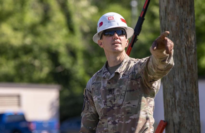 Engineers train at Fort Belvoir, Virginia. Credit: Patrick Bloodgood, U.S. Army photo