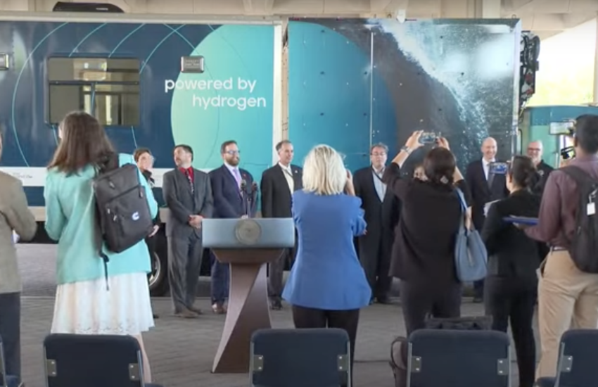 DOE, FEMA and the U.S. Army gather in front of H2@Rescue, the latest innovation in the hydrogen initiative. Photo from DOE YouTube livestream.