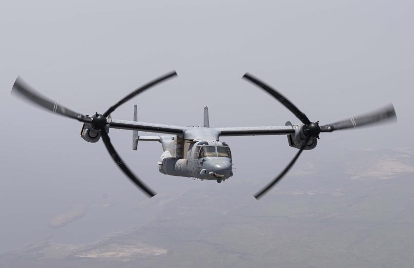 A Marine Corps MV-22 Osprey flies over the Red Sea during a tactical air refueling mission September 7, 2022. Lessons learned from operations in both the Red Sea and Black Sea indicate the Navy’s need to keep up with the rapidly changing character of warfare. Credit: Air Force Sr. Airman Bryan Guthrie