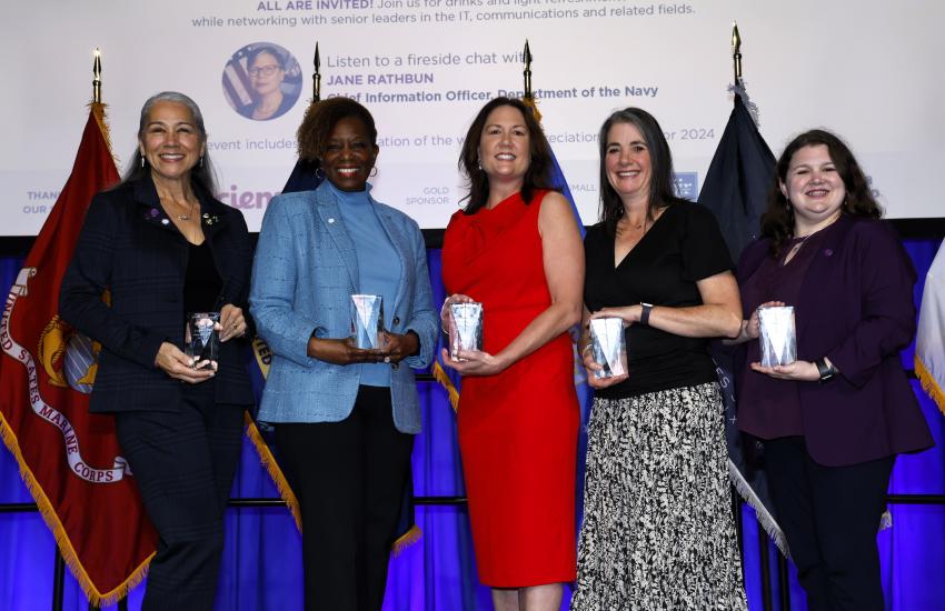 Honorees of AFCEA’s Women’s Appreciation Award are recognized at WEST during the Women in AFCEA event. Credit: Michael Carpenter/Jesse Karras