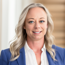 Stephanie Mitchell headshot
