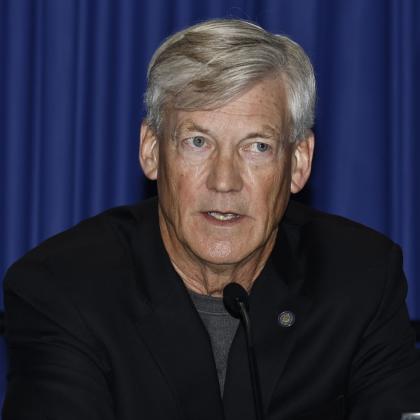 Vice Adm. Robert Thomas Jr.