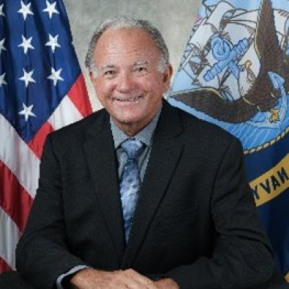 Daniel Mahan headshot