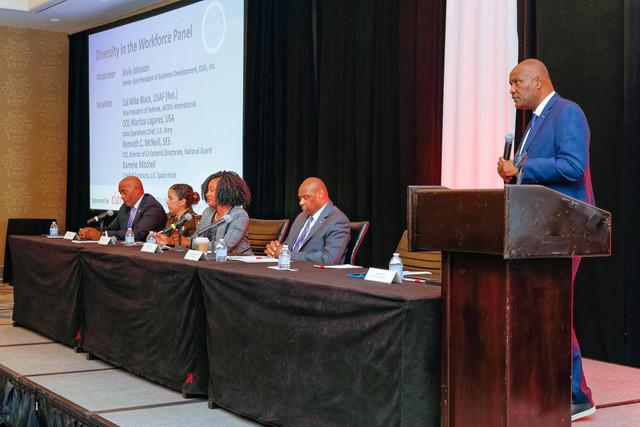 Panelists discuss diversity in the workforce at AFCEA Belvoir Industry Days. Credit: Michael Carpenter