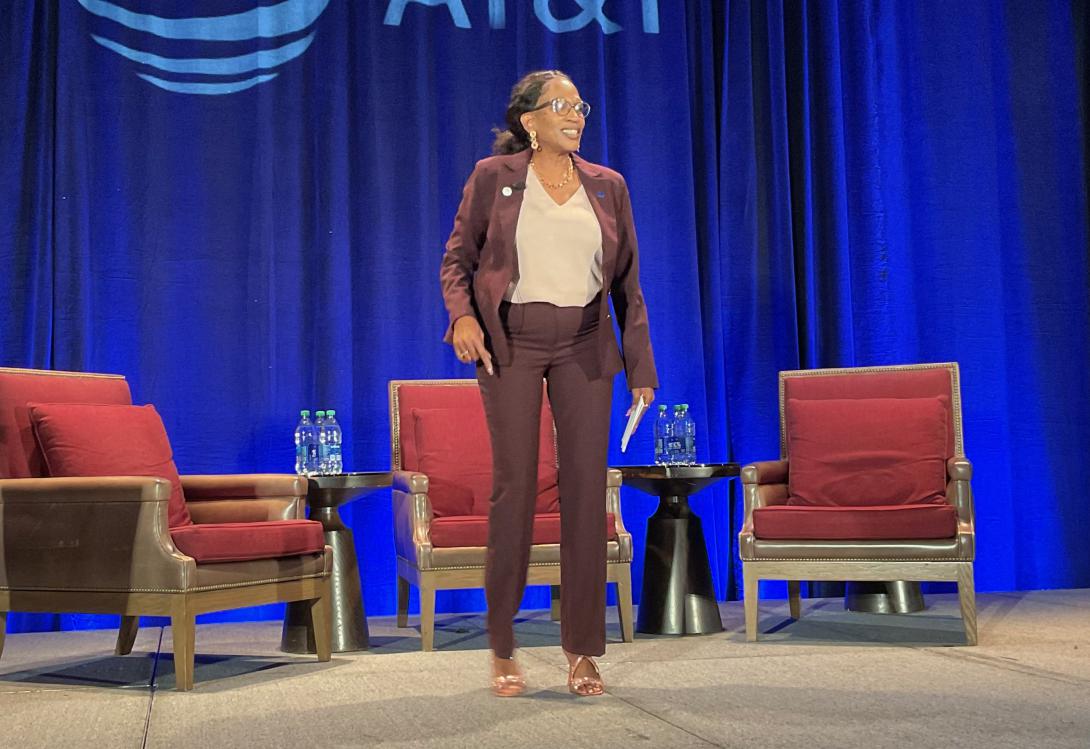 Venice Goodwine, director of Enterprise Information Technology, Department of Air Force Chief Information Office, speaks November 16 at the AFCEA Alamo ACE conference in San Antonio.