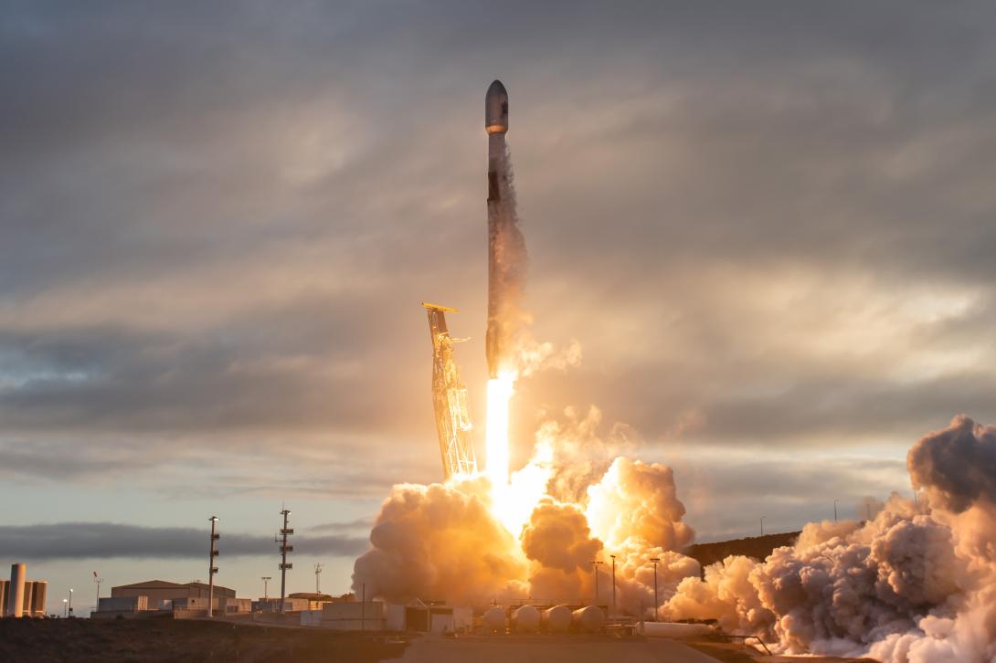 The U.S. Space Force’s Space Systems Command (SSC) Assured Access To Space (AATS) and Space Launch Delta 30 (SLD 30) teams successfully launch the Space Development Agency’s Tranche 1 Transport Layer-B (T1TL-B) mission aboard a SpaceX Falcon 9 rocket from Space Launch Complex (SLC)-4 East at 7:12 a.m. PST from Vandenberg Space Force Base, California, Sept. 10, 2025. Credit: SpaceX