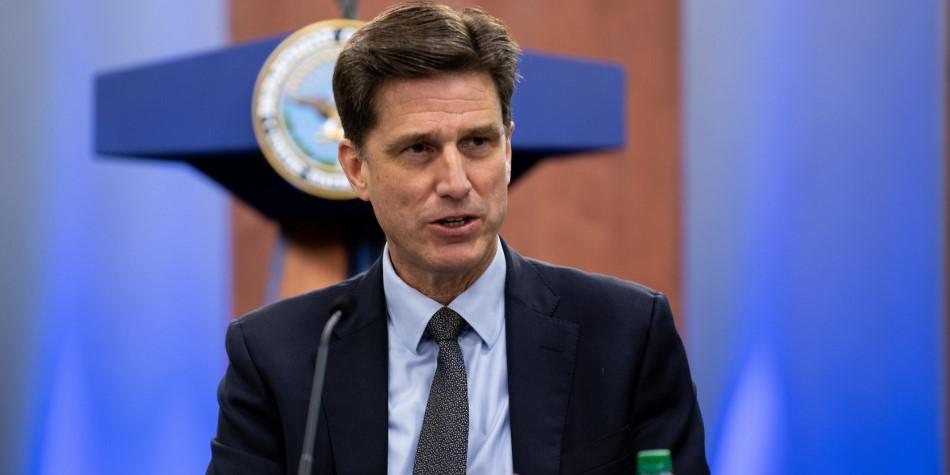 Dana Deasy, chief information officer, U.S. Defense Department, pictured speaking at the Pentagon last August, testified before the Senate as to the risks to GPS of allowing Ligado to operate in a nearby spectrum. Credit: DOD photo by Air Force Staff Sgt. Andrew Carroll