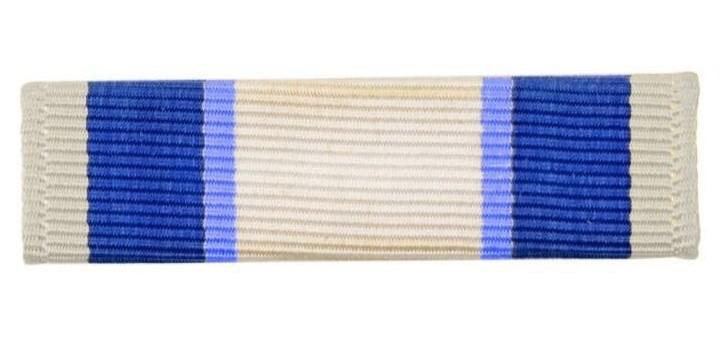 A Young AFCEAN proposes that AFCEA International create a military-style ribbon for JROTC cadets studying STEM courses to wear on their uniforms. Credit: Shawn Cressman