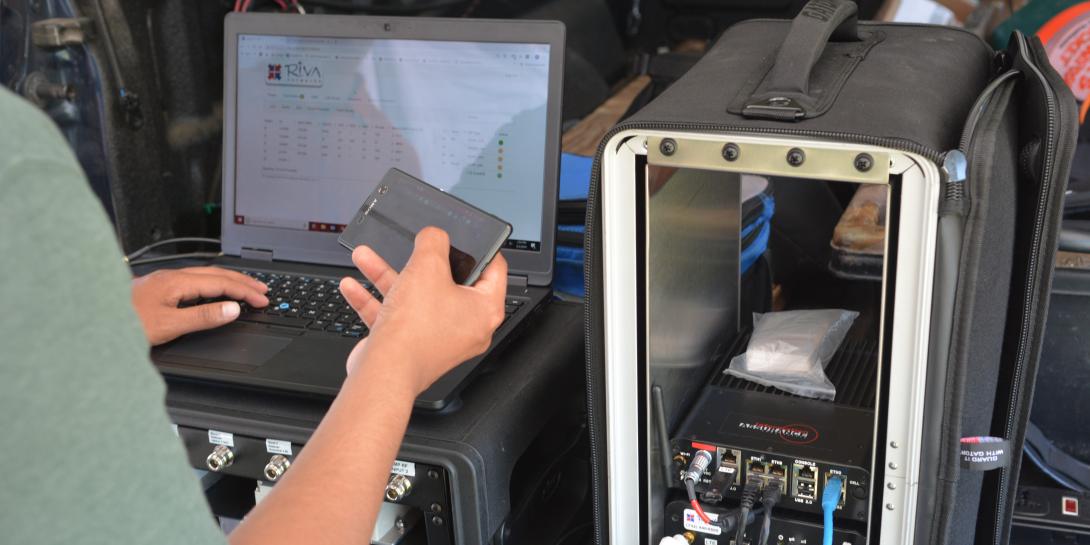 A DIA employee tests wireless telecommunications technologies during the Joint Innovation Battle Lab 2019. During the pandemic, the agency has shifted its workforce environment to ensure mission success. Credit: Defense Intelligence Agency photo by Public Affairs Specialist Jordan Bishop