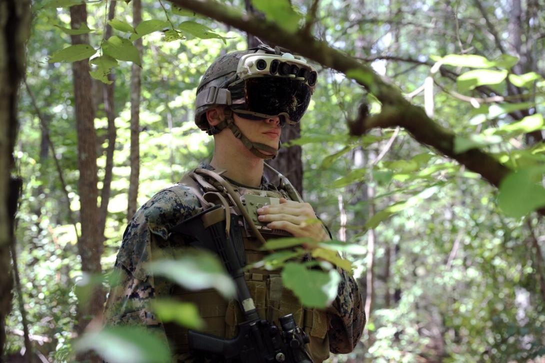 A U.S. Marine wears a version of the Army’s Integrated Visual Augmentation System, which combines night vision goggles with virtual reality capabilities. U.S. military officials envision a future in which next-generation mobile technologies enable a wide range of technical capabilities both on and off the battlefield. Credit: U.S. Army photo