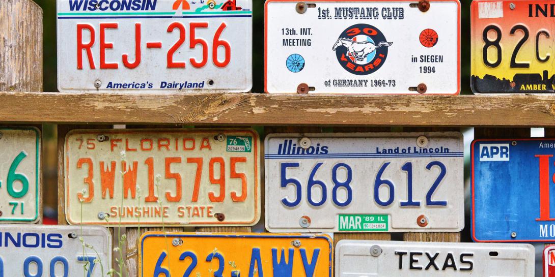 The U.S. Defense Department awards a contract to Rekor Systems Incorporated to license software that turns existing Internet protocol cameras into license plate readers. Credit: Pixabay/Capri23auto